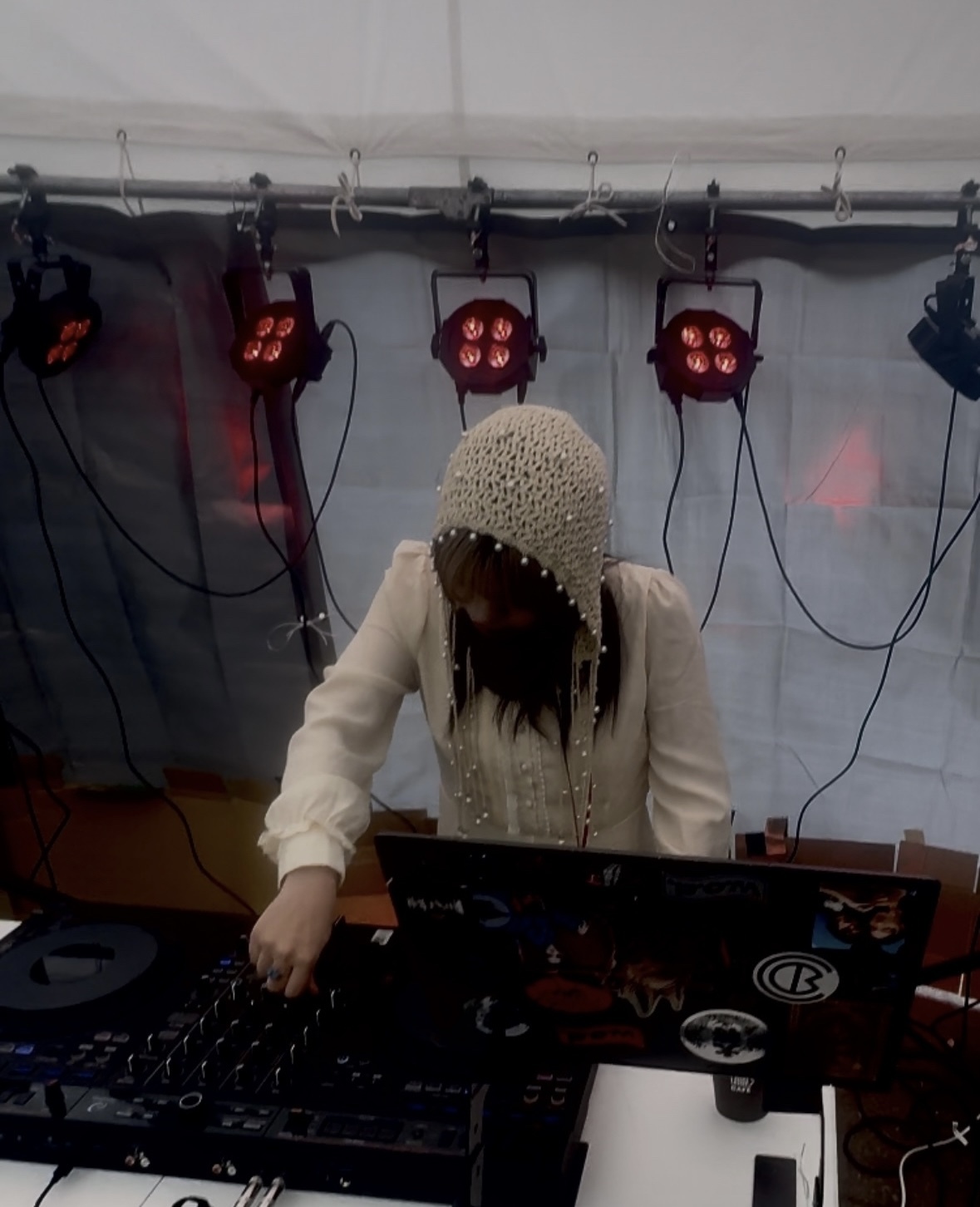 DJサークル Deep Bass Clubの活動の様子